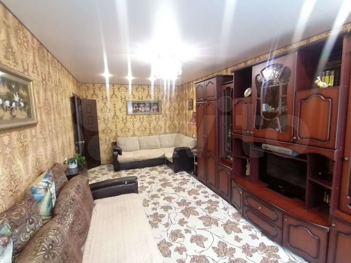 2-к. квартира, 52 м², 2/3 эт.