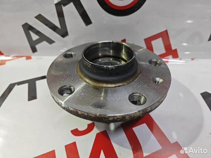 Ступица задняя Volkswagen Passat 3C5 BVY