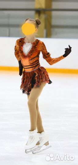 Платье для выступления (фигурное катание)
