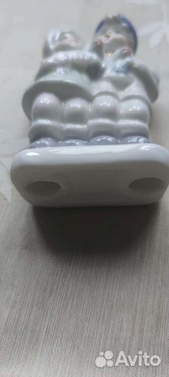 Фарфоровые статуэтки