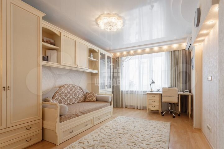 3-к. квартира, 114,9 м², 10/17 эт.