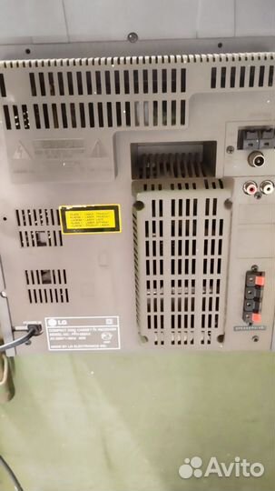 Музыкальный центр LG