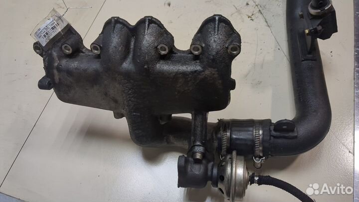 Коллектор впускной Audi A4 (B5), 2000