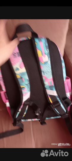 Рюкзак для девочки в школу