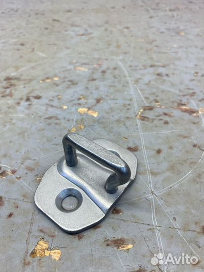 Петля замка двери Bmw 5 G30 2.0 2021