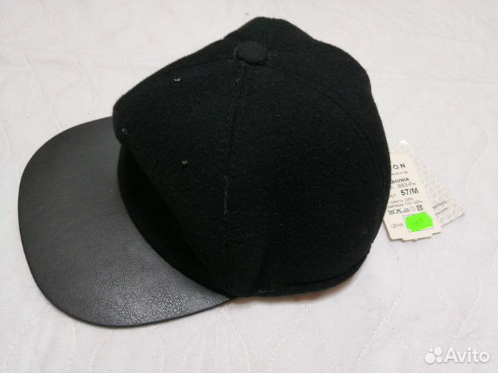 Новые мужские кепки
