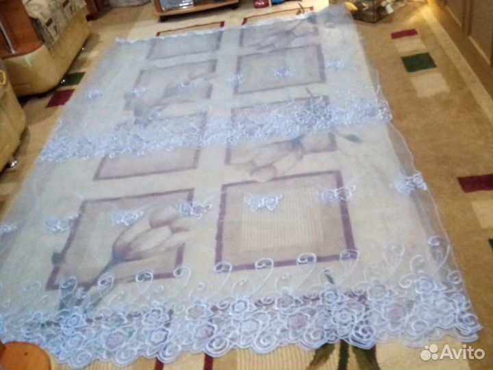 Тюль в хорошем состоянии