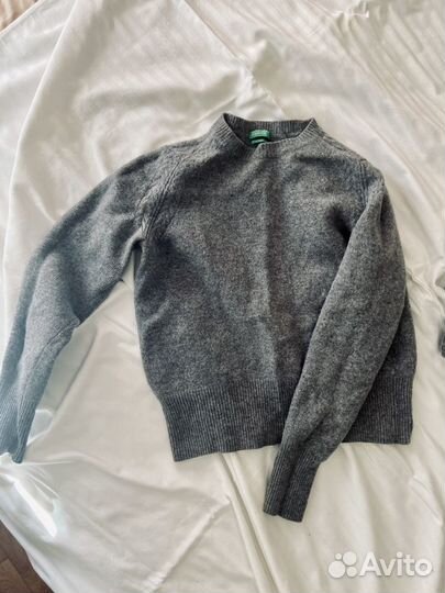 Шерстяной свитер Benetton xs-s