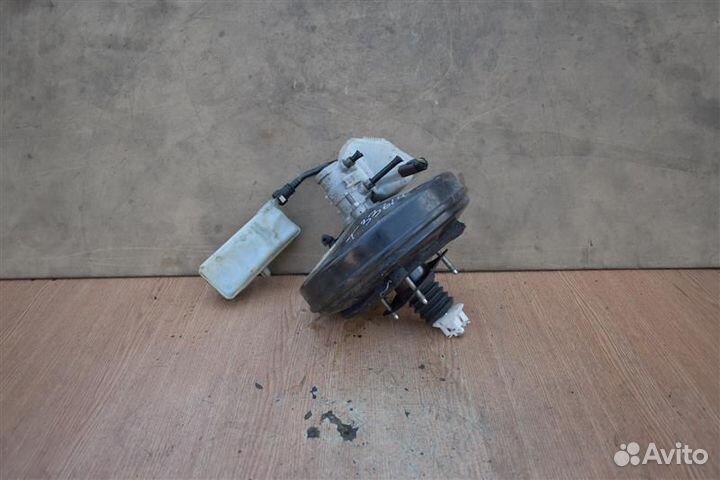 Вакуумный усилитель тормозов Peugeot 308 (T7)