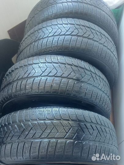 Pirelli Scorpion Winter 235/60 R18