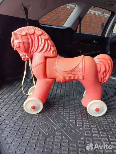 Лошадка-каталка СССР