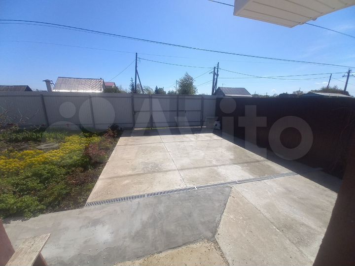 Дом 106 м² на участке 6,5 сот.