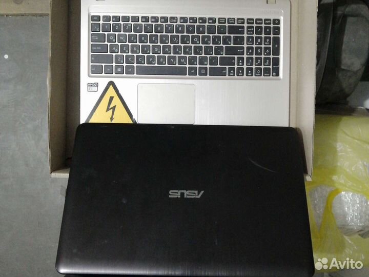 Ноутбук Asus x540y №56
