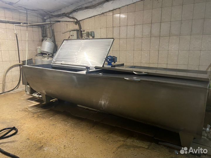 Танк охладитель молока бу