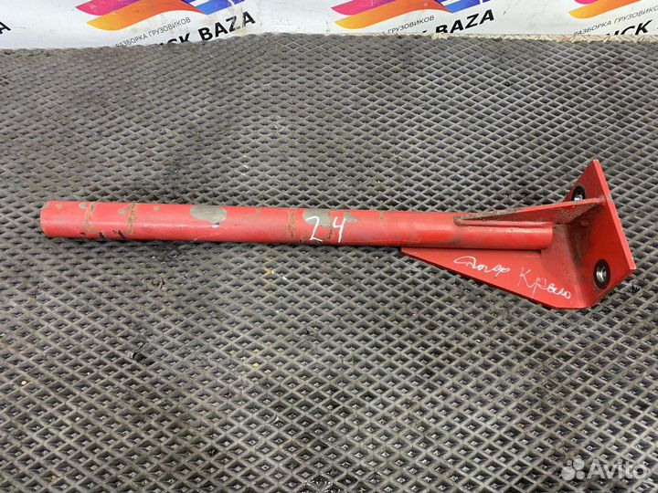 Кронштейн крепления заднего правого крыла