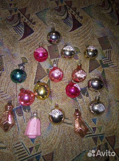 Елочные игрушки