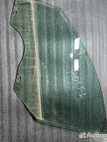 Стекло боковое BMW 7 F01