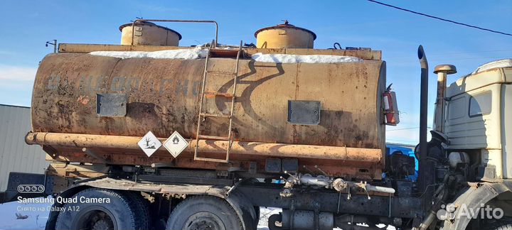 Бочка бензавозная