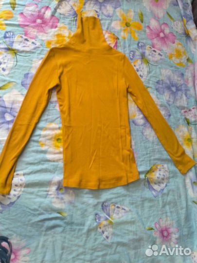 Вещи пакетом,eсть новые,в хорошем состоянии