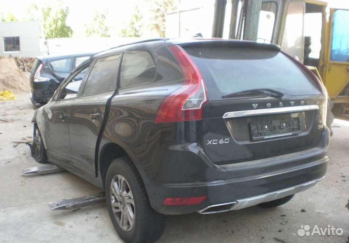 Volvo XC60 2016 г на запчасти