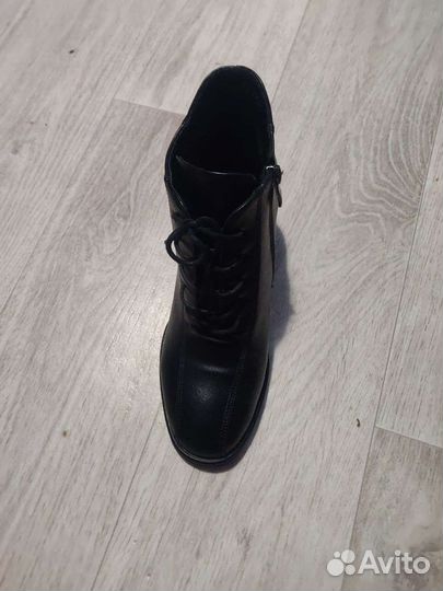 Обувь женская 39 размер