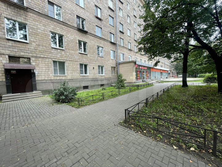 Часть торгового помещения, 31 м²