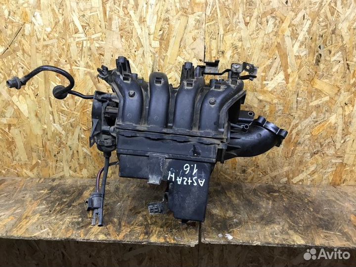 Впускной коллектор Opel Astra H 1.6 Z16XER