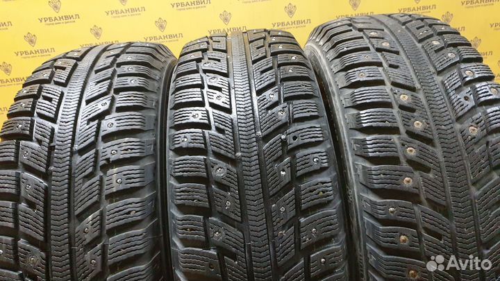 Kumho I'Zen KW22 215/65 R16 98T