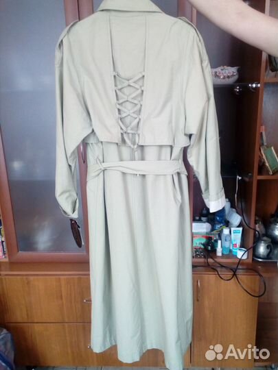 Продается плащ