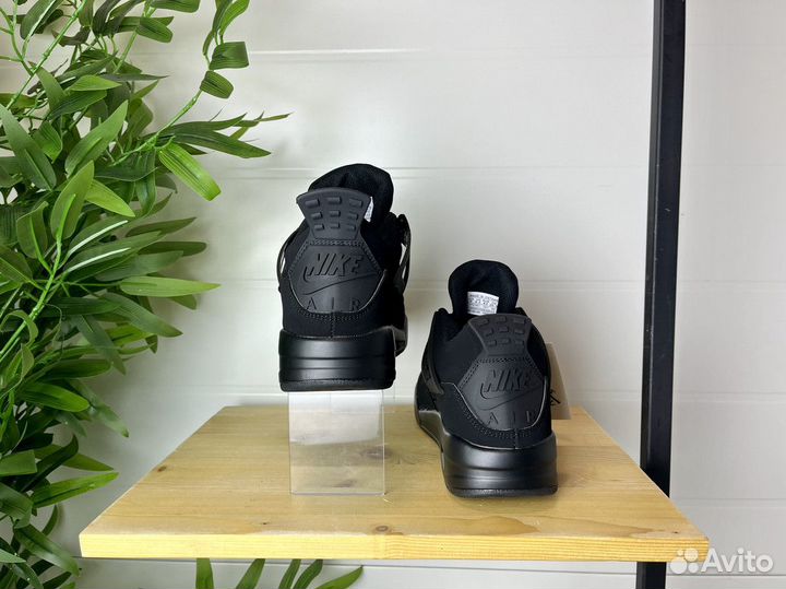 Кроссовки мужские Nike Air Jordan 4 черные