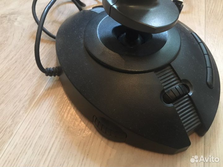 Джойстик Genius f23