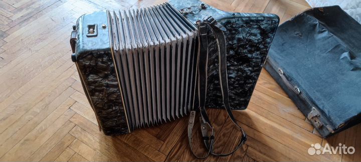 Аккордеон Weltmeister 3 4