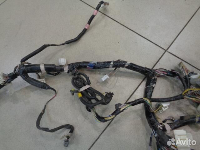 Проводка салона Toyota Yaris 2005-2011