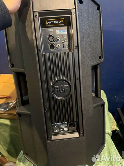 Активные колонки rcf