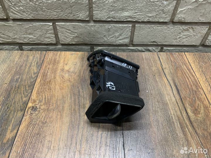 Nissan Teana J32 Дефлектор воздушный LH RH