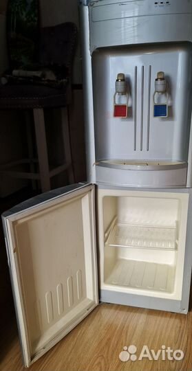 Кулер для воды с холодильником бу