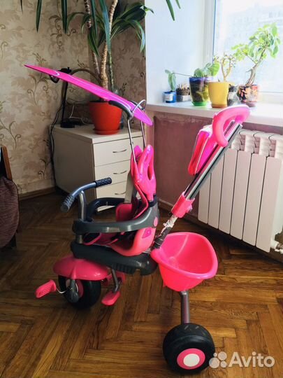 Детский трехколесный велосипед с ручкой smarTrike