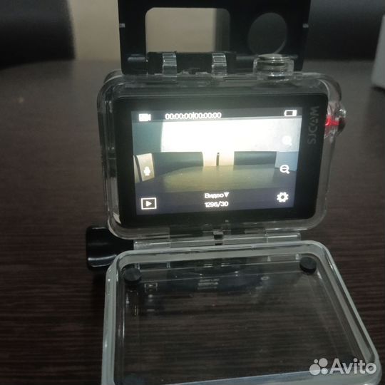 Экшен камера sjcam sj8 air + карта памяти на 64 гб