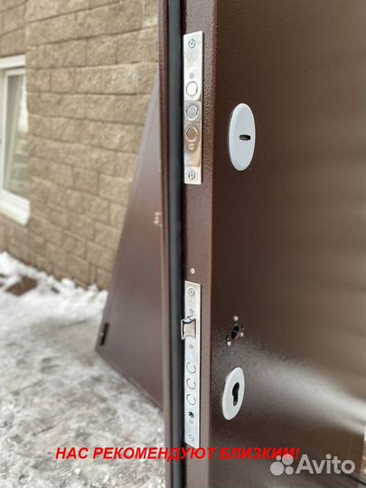 Тяжелая дверь входная под ключ