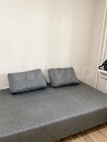 2-к. квартира, 57 м², 8/10 эт.