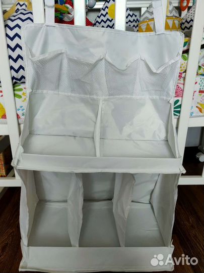 Органайзер на детскую кроватку