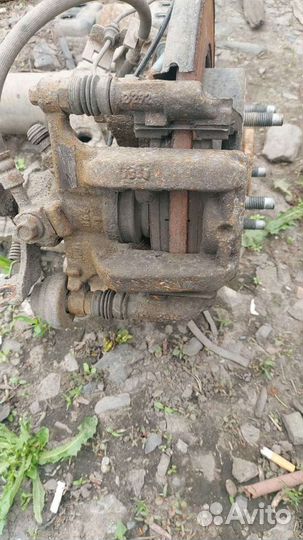 Опель зафира C суппорт тормозной