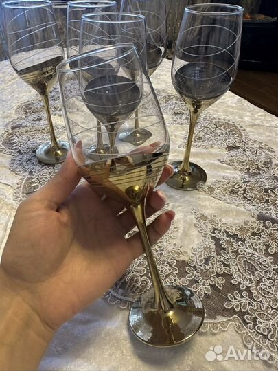 Бокалы вина,шампанского