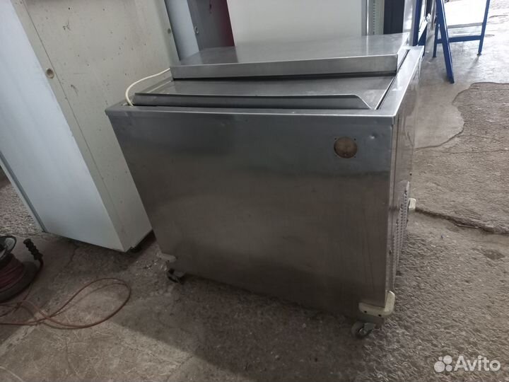 Морозильный ларь AFB