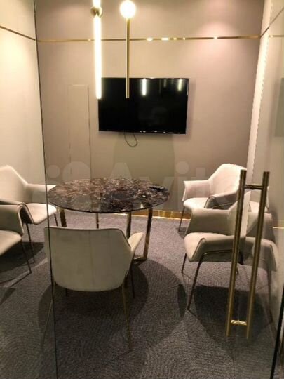 Здание, 3300.7 м²