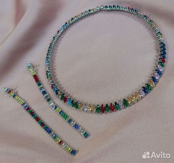 Чокер и серьги цветные кристаллы