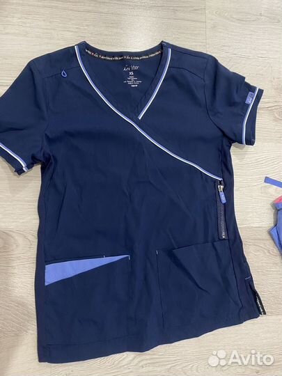 Медицинский костюм KOI размер xs