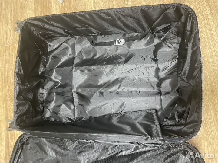 Чемодан на колесах