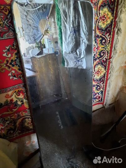 Зеркало напольное