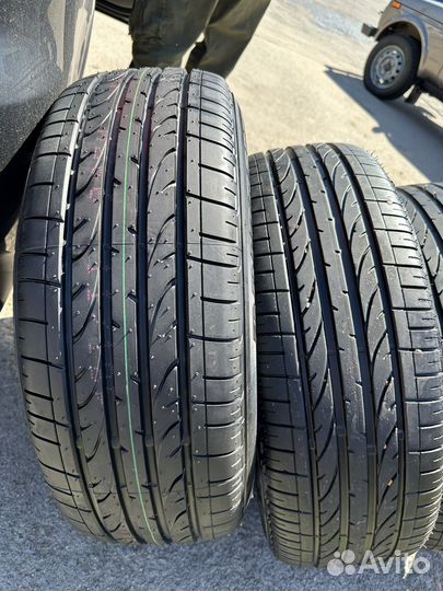 Bridgestone Dueler H/P Sport 235/65 R17
